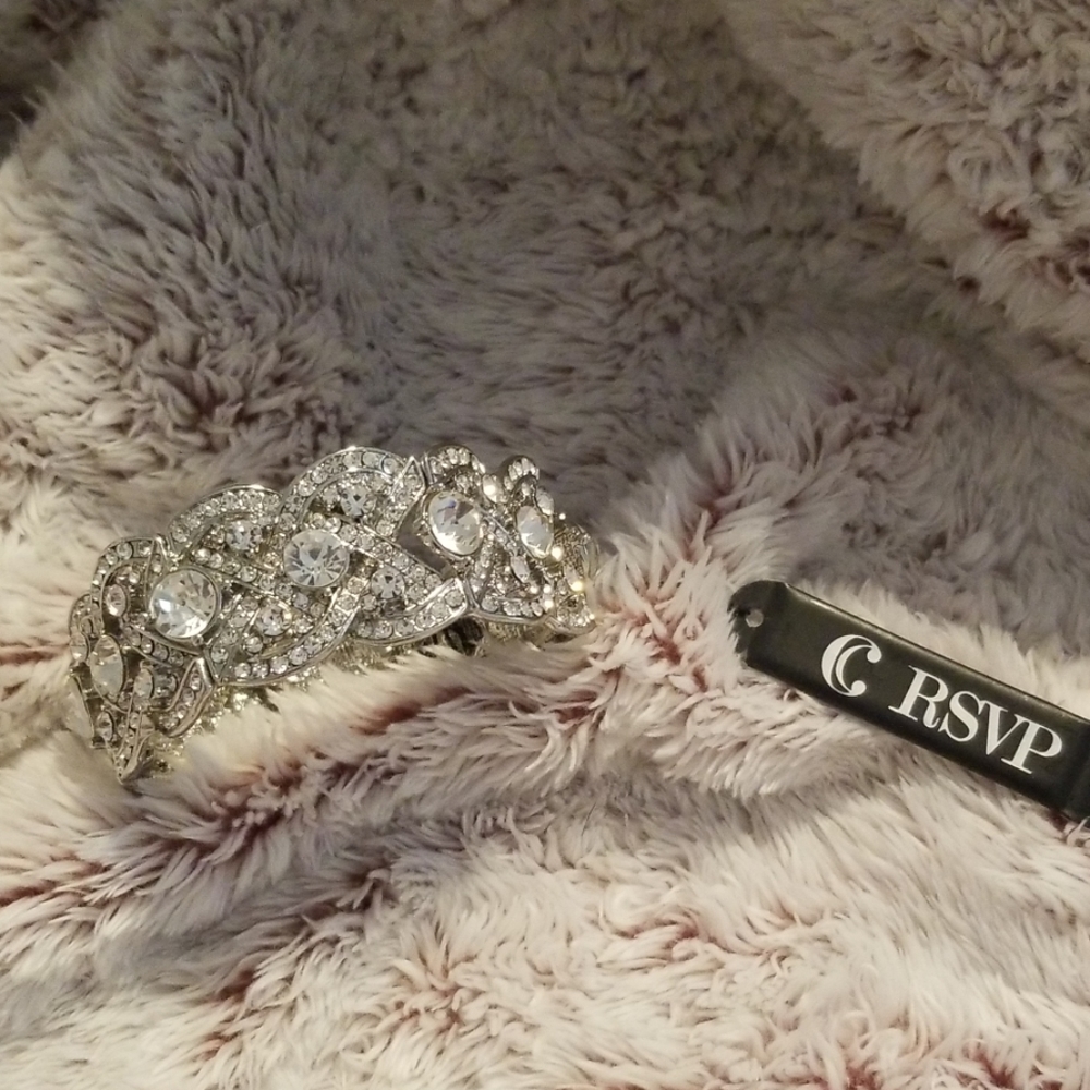 RSVP cuff Rhinestone bracelet bling BEAUTIFUL